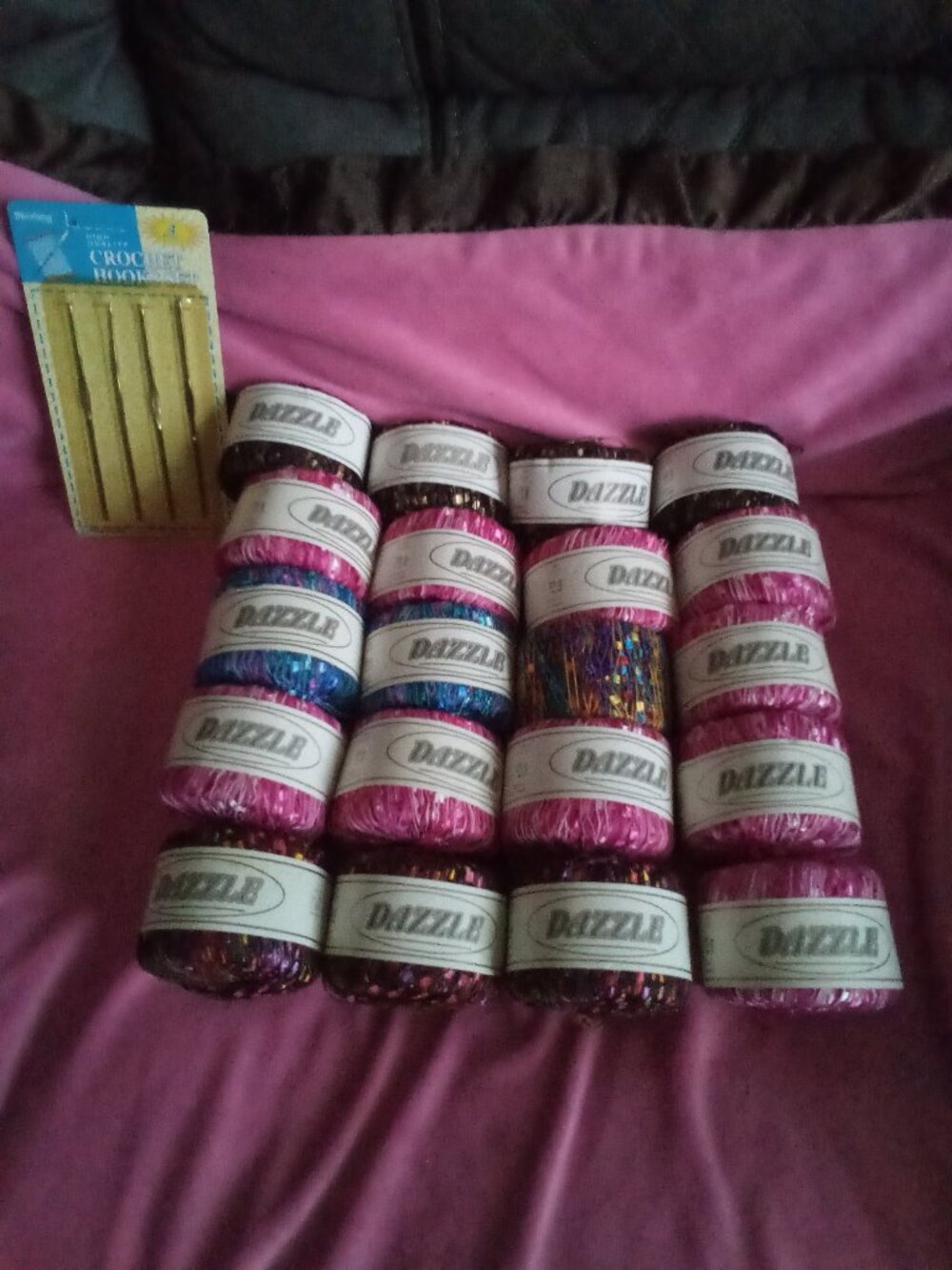 Dazzle yarn thread mystery bag 21 pcs